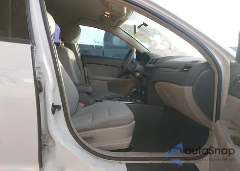 2012 Ford Fusion S z USA, uszkodzony, nr VIN 3FAHP0GA9CR377921